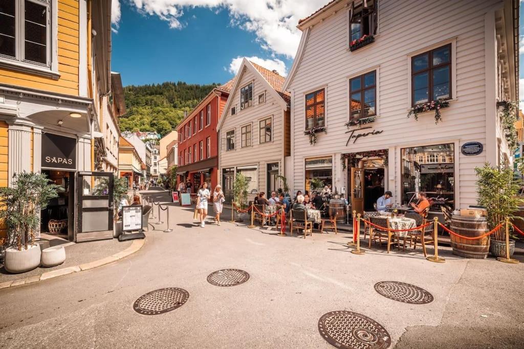 Dinbnb I 300m To Bryggen & Floien I Renovated 2023 Appartement Bergen